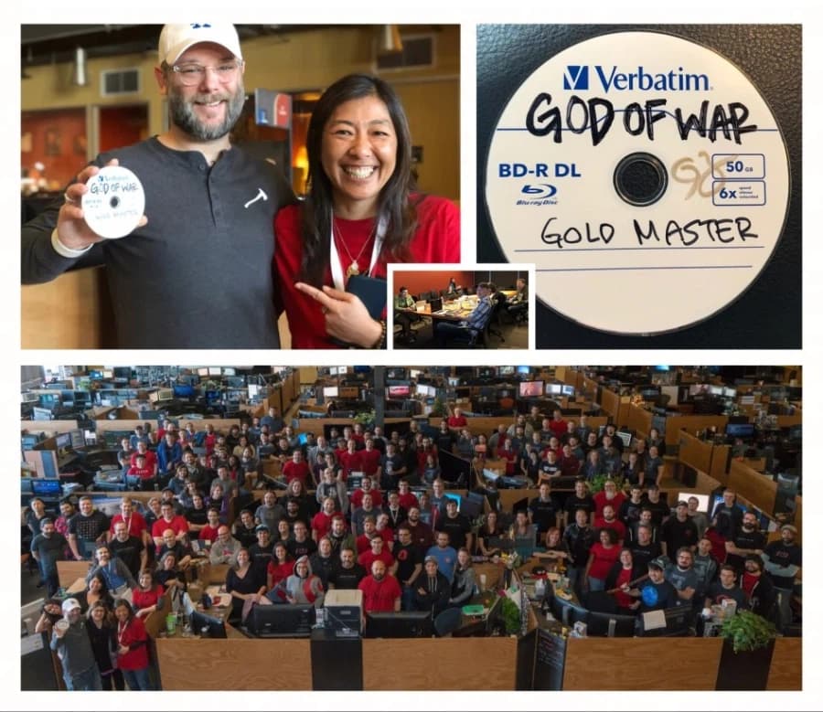 갓 오브 워 골드 마스터 인증샷. 산타모니카 스튜디오 개발진이 골드 마스터 디스크를 들고 있다